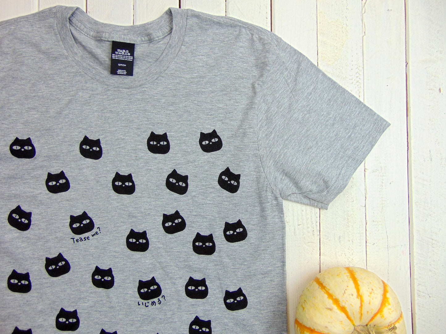 Unisex Soft T-shirt Black Cats "Tease Me?"