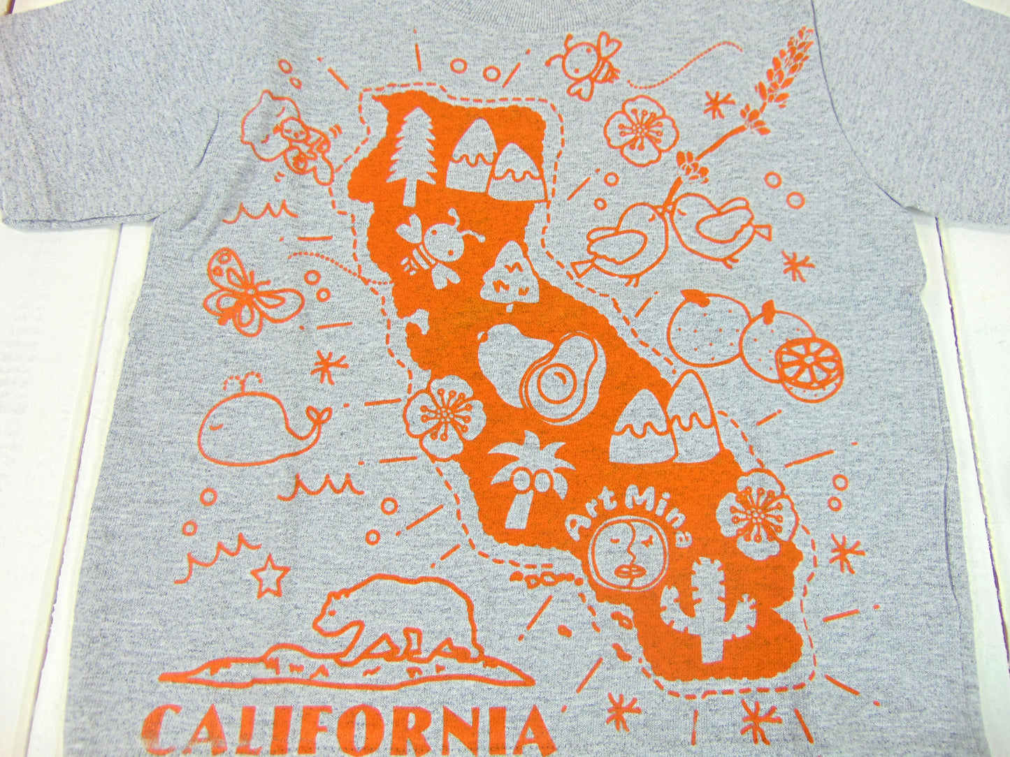 Toddler and Youth Short Sleeve Tee "California Map" Gray