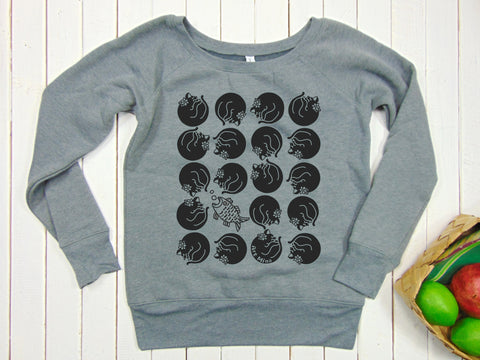 Women's Fleece Sweatshirt "Black Cats"